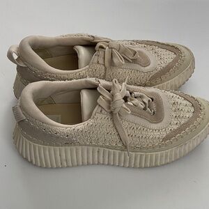 Dolce Vita beige platform Sneakers